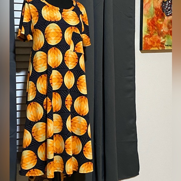 Lularoe dress size medium pretty colors - Picture 5 of 7